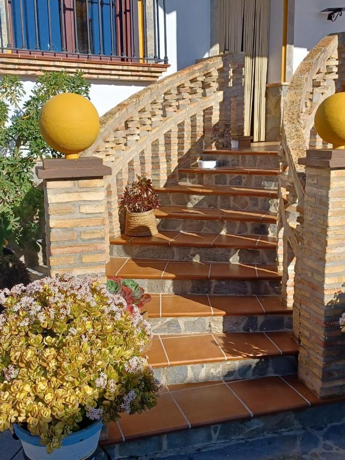 Villa Martinez Alquiler Rural Isabel Alcalá del Valle Dış mekan fotoğraf