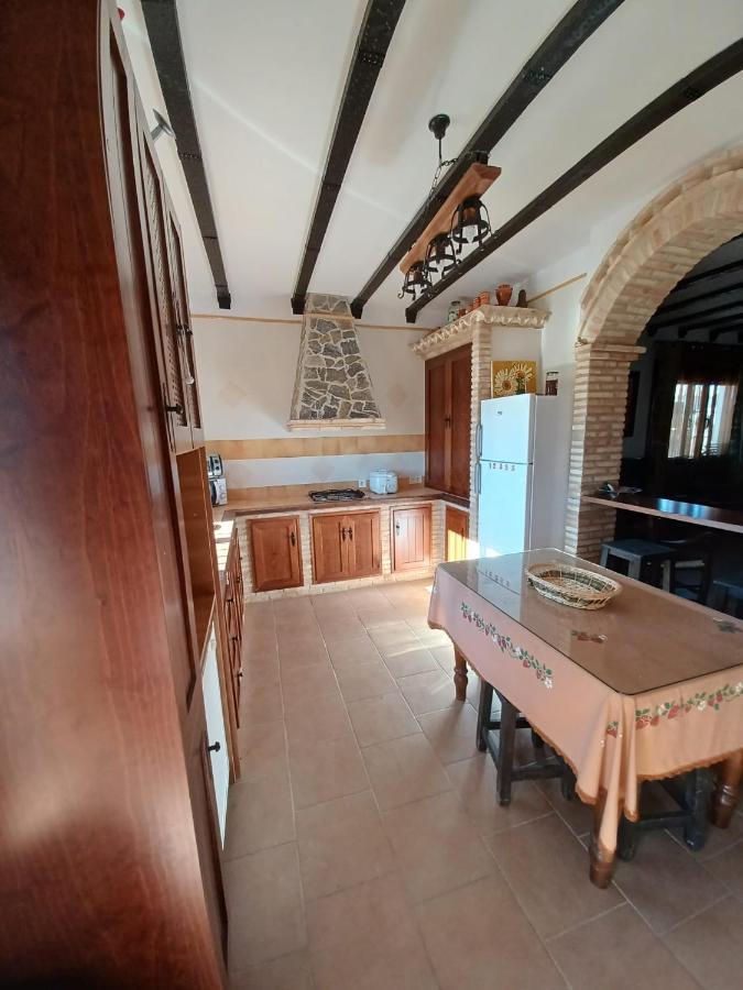 Villa Martinez Alquiler Rural Isabel Alcalá del Valle Dış mekan fotoğraf
